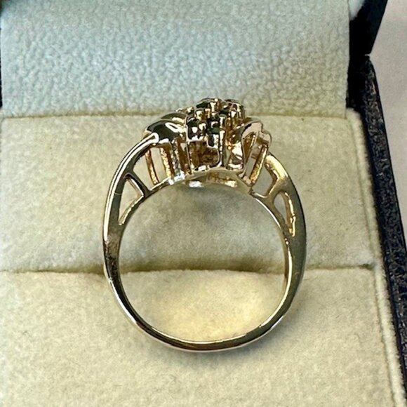 14k Emerald and Diamond Ring Size 6.5 - Picture 11 of 11